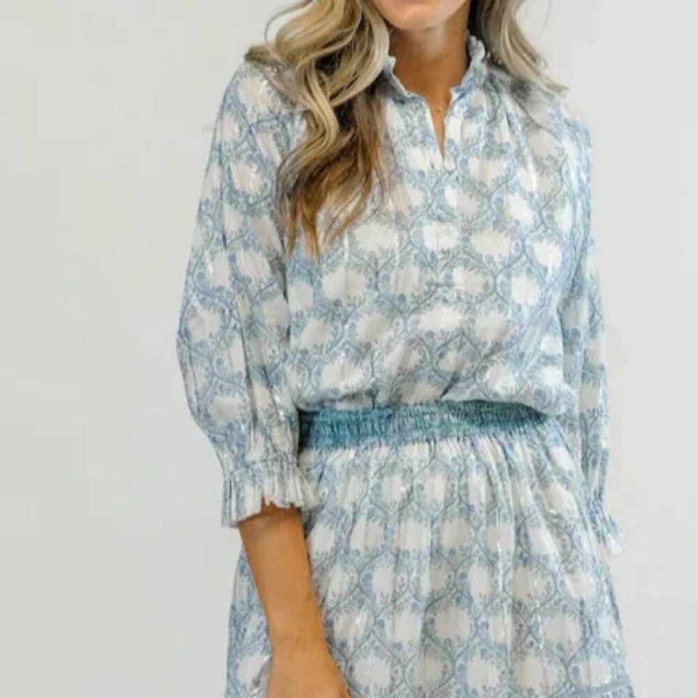 Victoria Dunn Clara Blue and White Patterned Blouse, size L